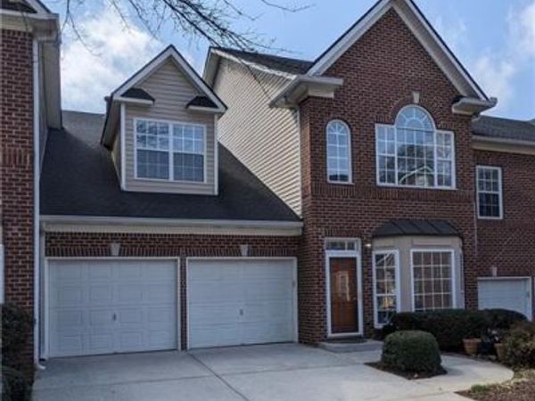 5010 Lexington Drive, Roswell, GA 30075