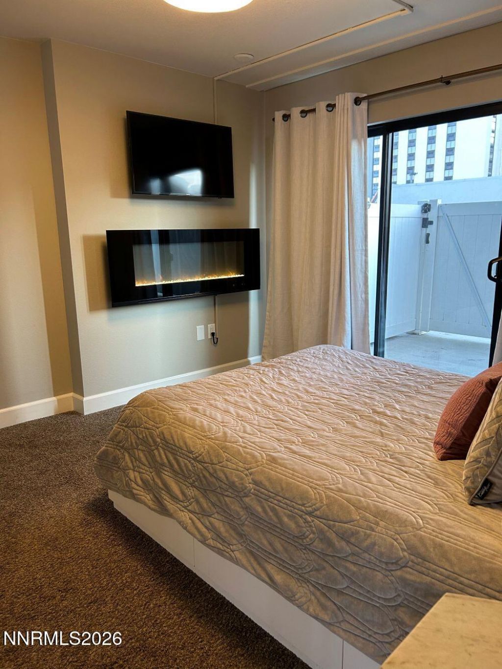 450 N Arlington Avenue, Unit 402, Reno, NV 89503 Photo