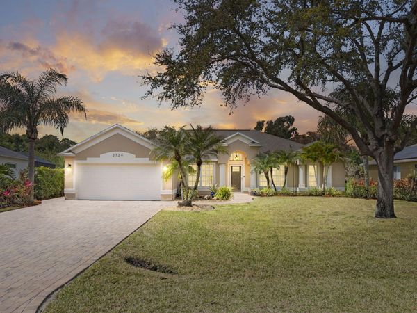 2724 Serenity Circle S, Fort Pierce, FL 34983
