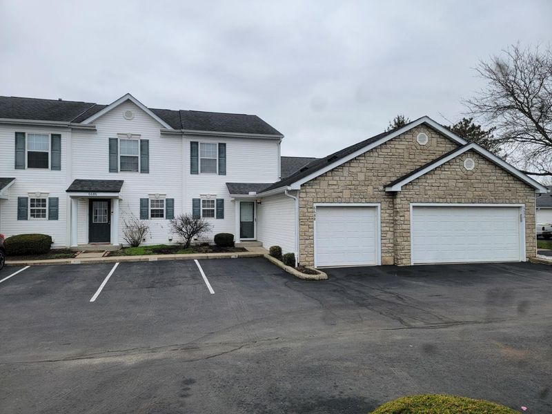 6688 Axtel Drive, Unit 3D, Canal Winchester, OH 43110 Photo 1