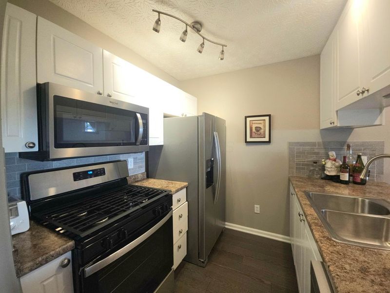 6688 Axtel Drive, Unit 3D, Canal Winchester, OH 43110 Photo 17