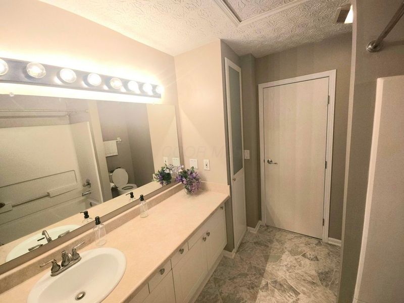 6688 Axtel Drive, Unit 3D, Canal Winchester, OH 43110 Photo 48