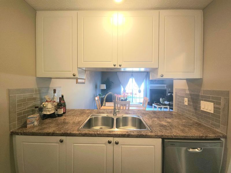 6688 Axtel Drive, Unit 3D, Canal Winchester, OH 43110 Photo 6