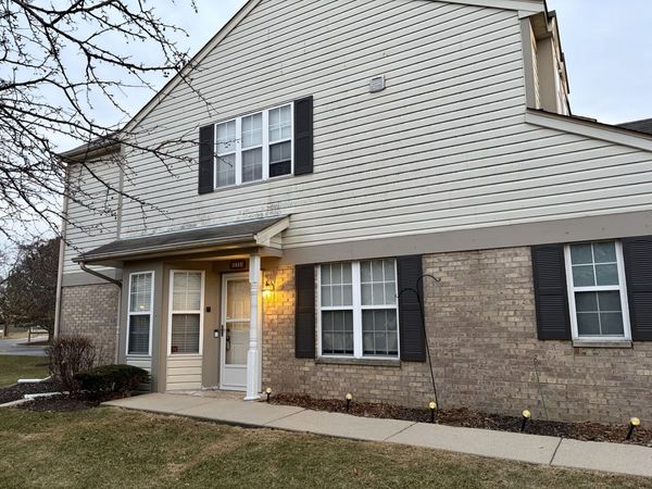 350 Crystal Ridge Drive , Unit 350, Crystal Lake, IL 60014