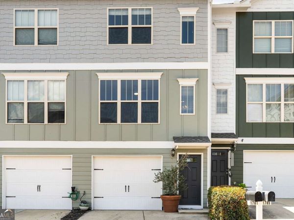 1781 Liberty Parkway NW, Atlanta, GA 30318