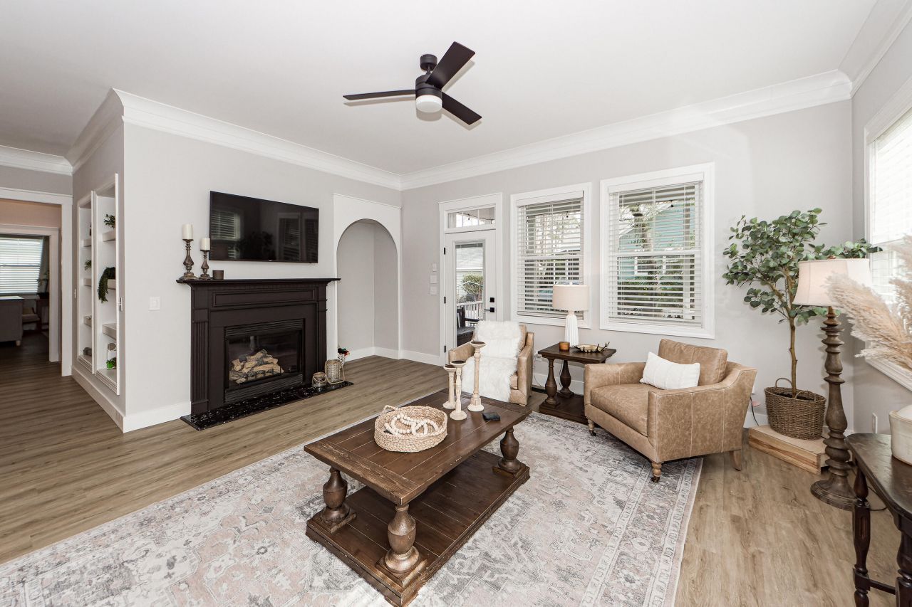 1123 Blakeway Street Photo 18