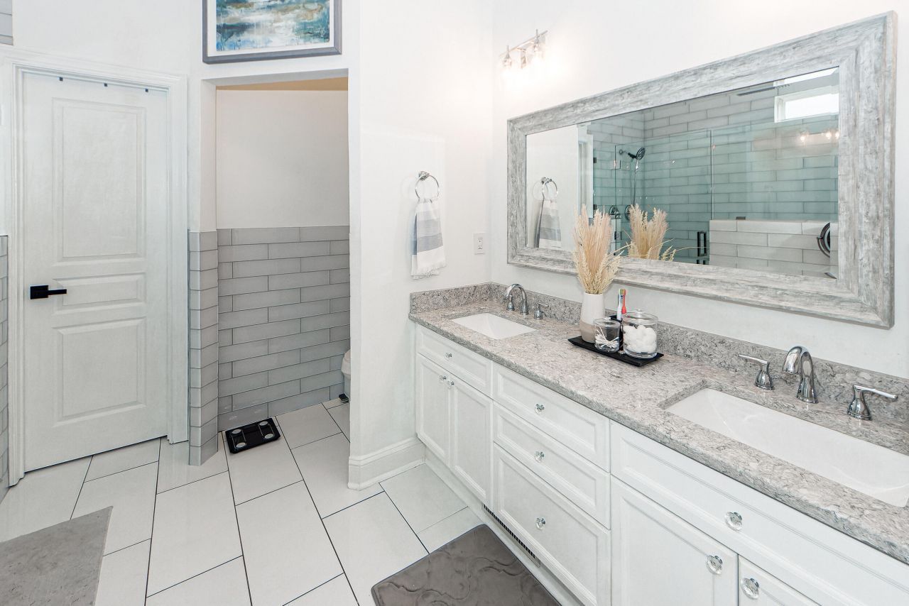 1123 Blakeway Street Photo 25