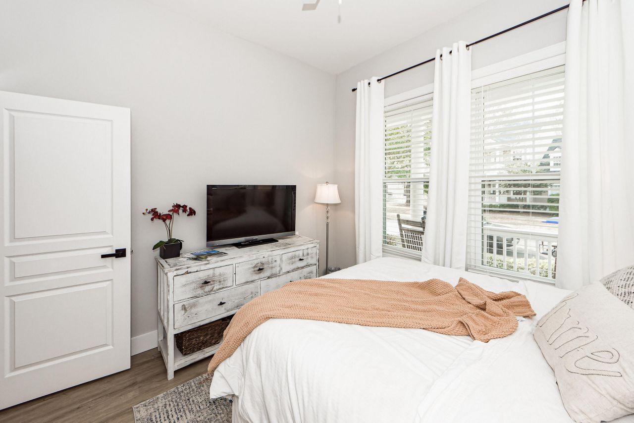 1123 Blakeway Street Photo 31