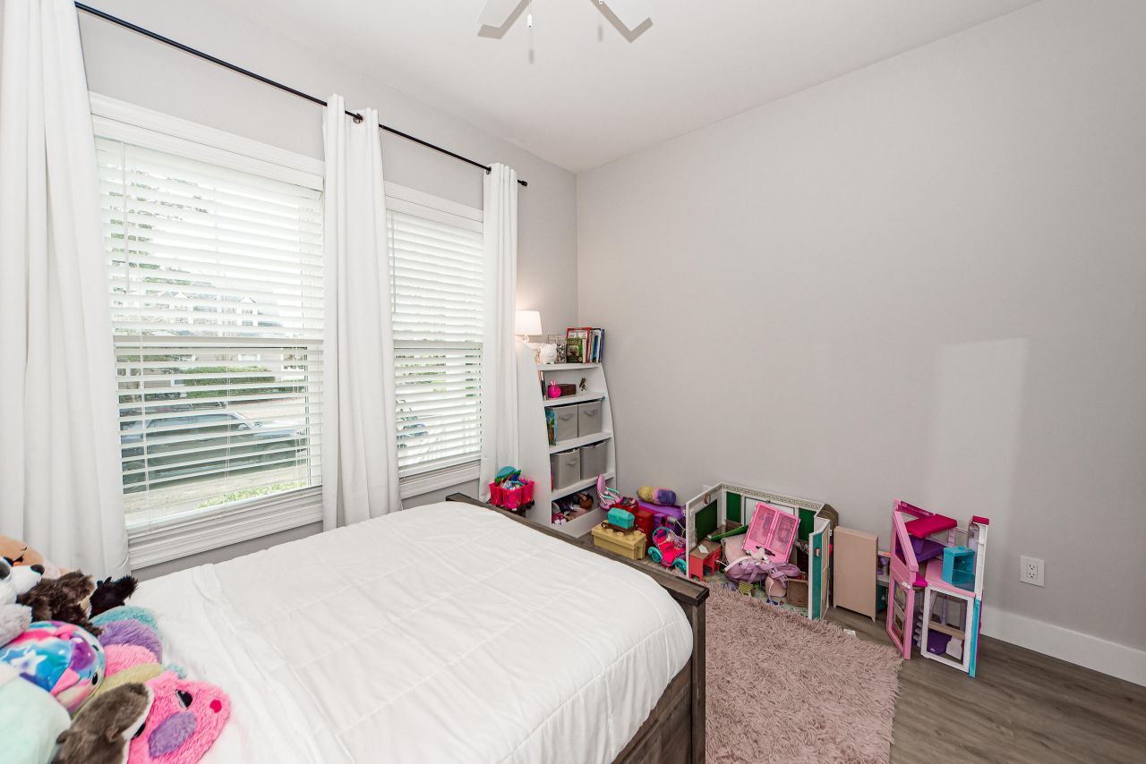 1123 Blakeway Street Photo 37