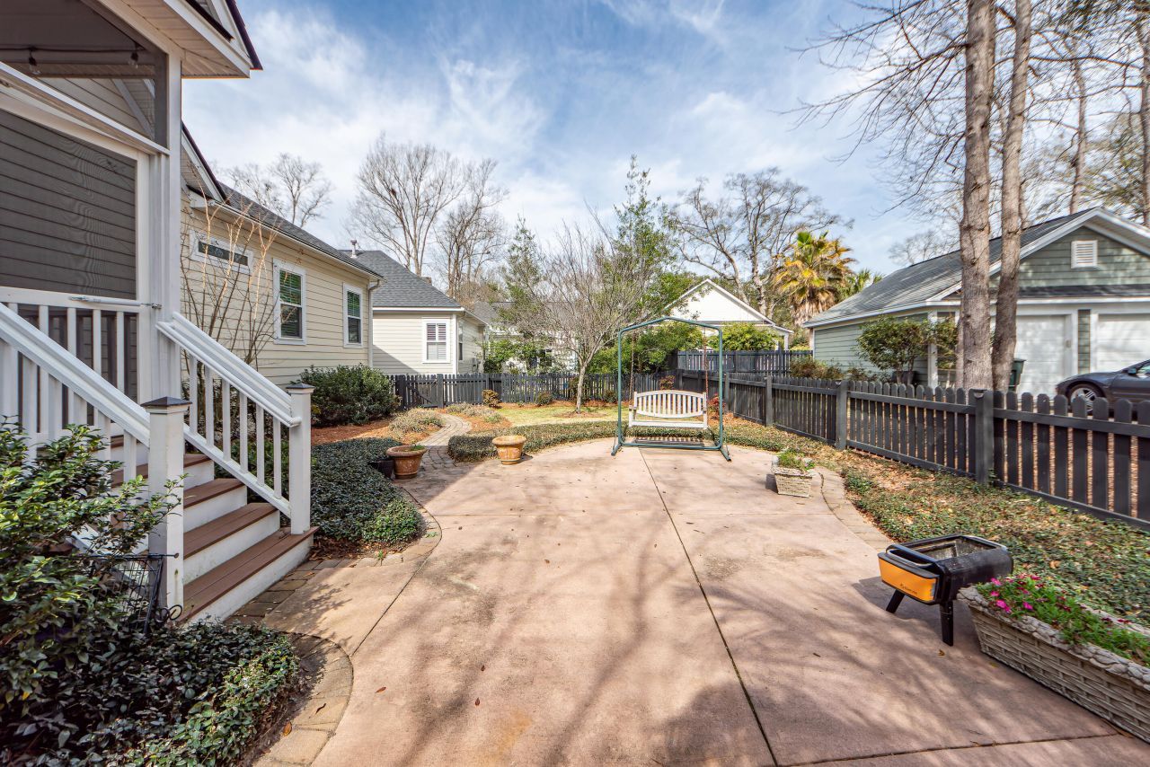 1123 Blakeway Street Photo 42