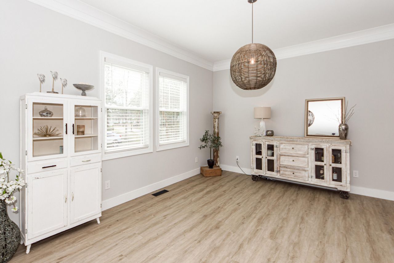 1123 Blakeway Street Photo 7