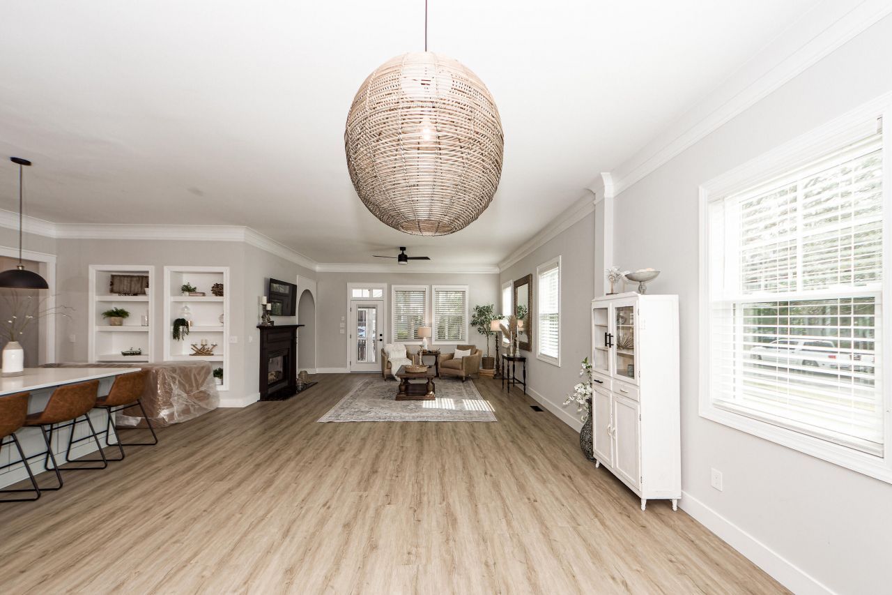 1123 Blakeway Street Photo 8