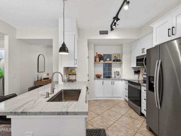 435 W RIO SALADO Parkway, Unit 204, Tempe, AZ 85281