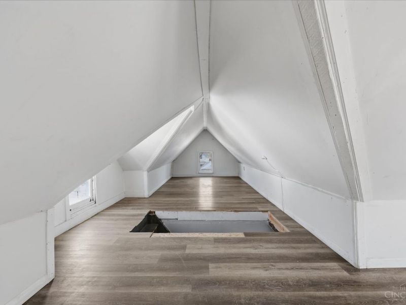 107 W Sixty Fifth Street, Cincinnati, OH 45216 Photo 17