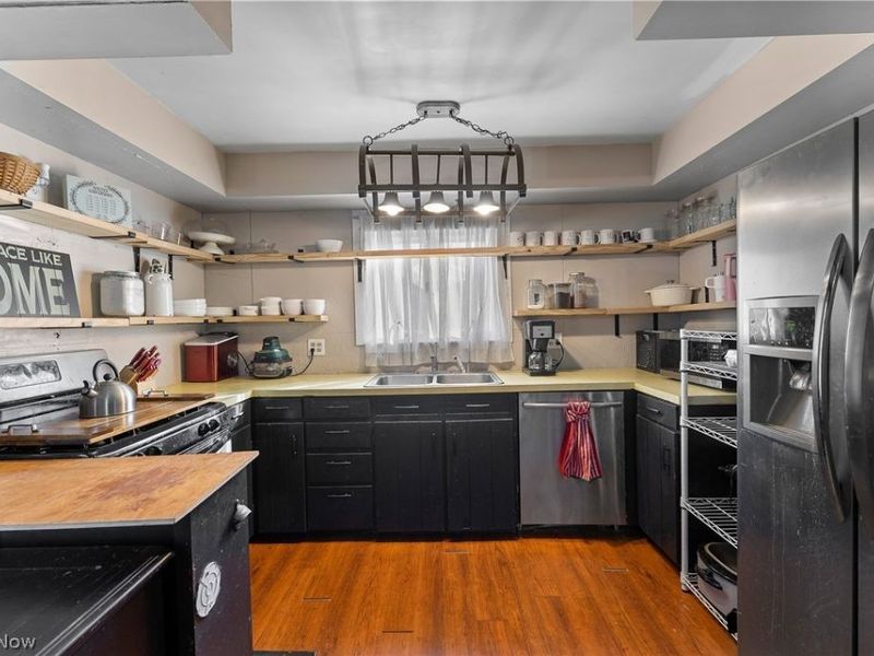 604 W Lincoln Way, Lisbon, OH 44432 Photo 5