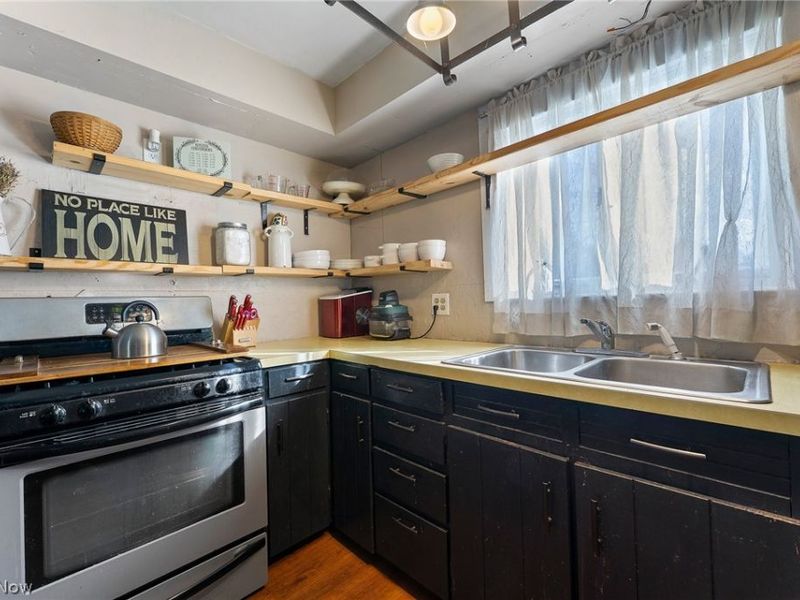 604 W Lincoln Way, Lisbon, OH 44432 Photo 6