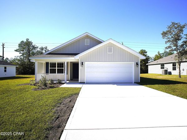 3896 Bricknell Avenue , Chipley, FL 32428