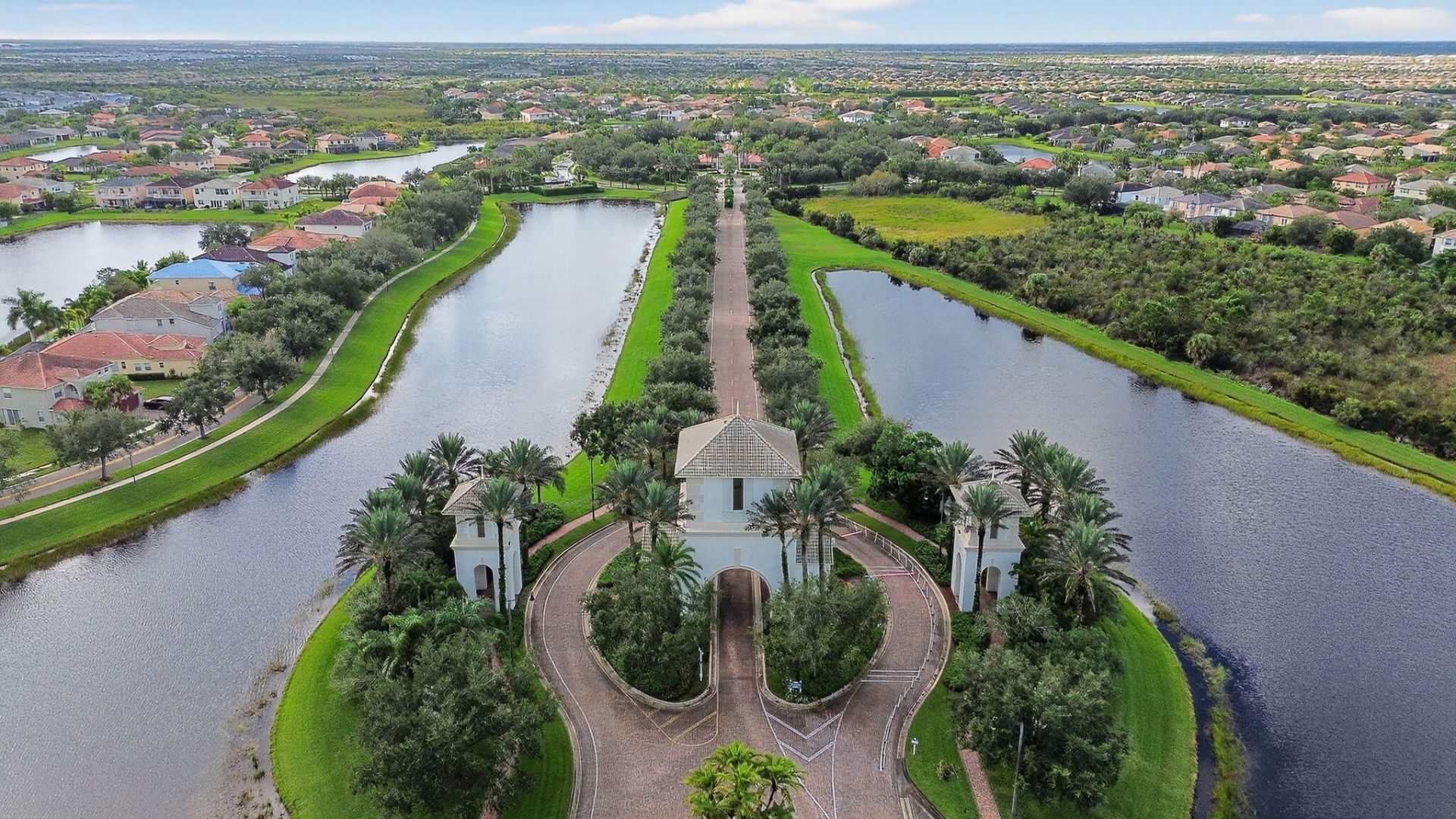 12828 SW Lake Fern Circle, Port Saint Lucie, FL 34987 Photo