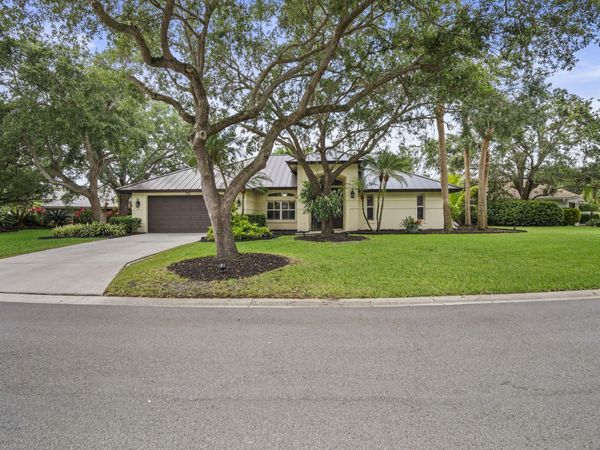 721 SW Lighthouse Drive, Palm City, FL 34990