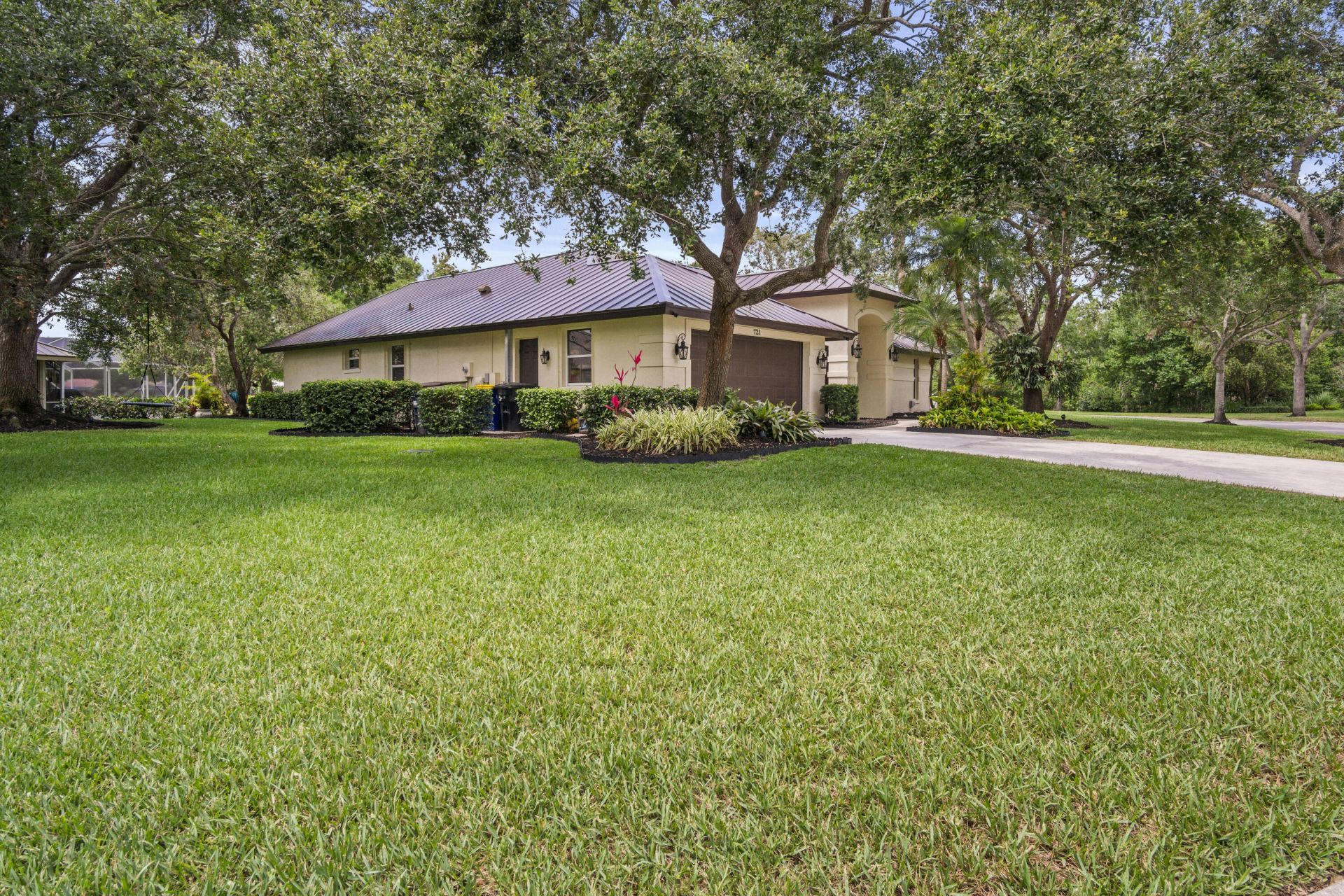 721 SW Lighthouse Drive, Palm City, FL 34990 Photo