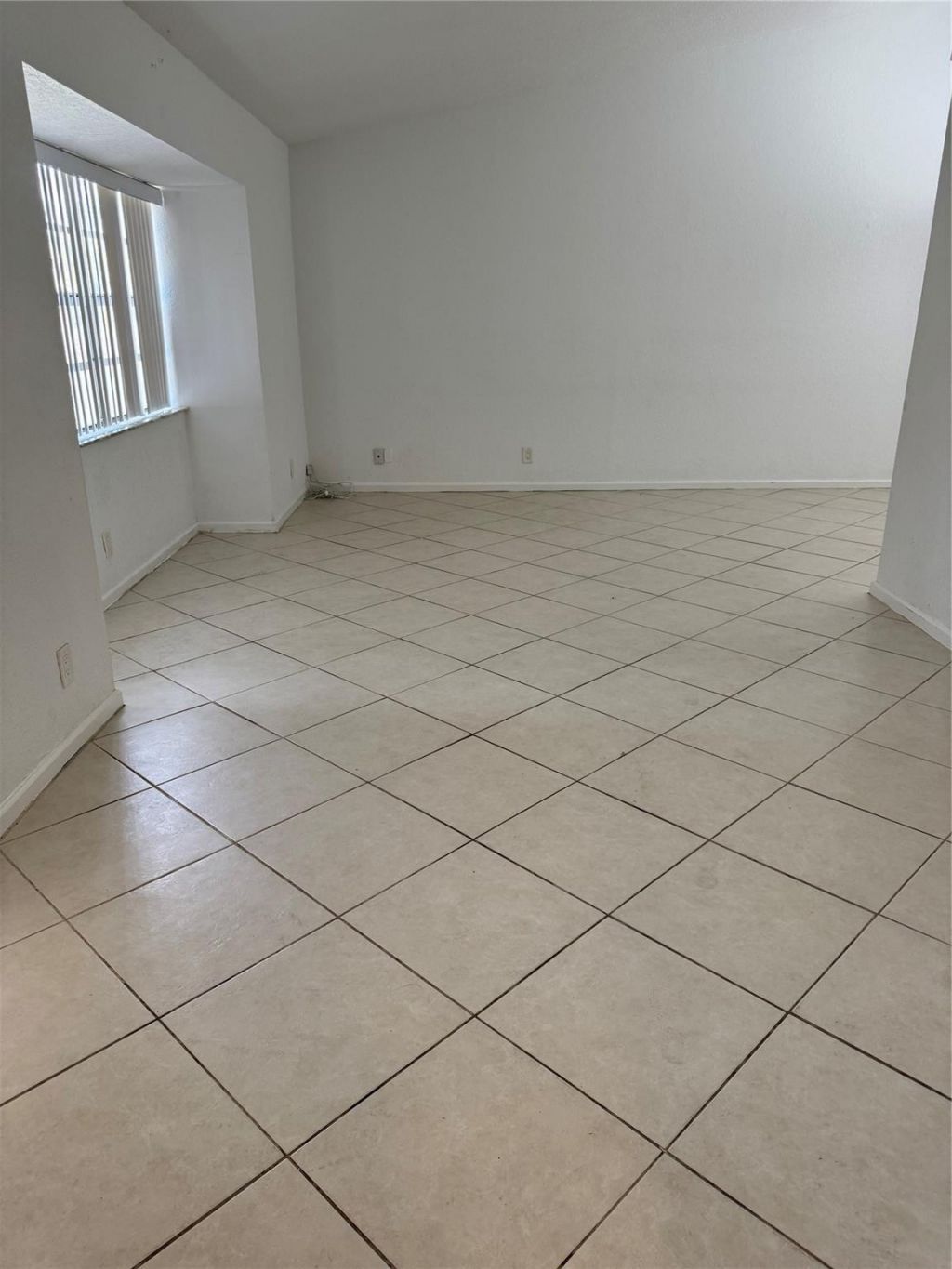 10630 NW 2nd Place, Coral Springs, FL 33071 Photo