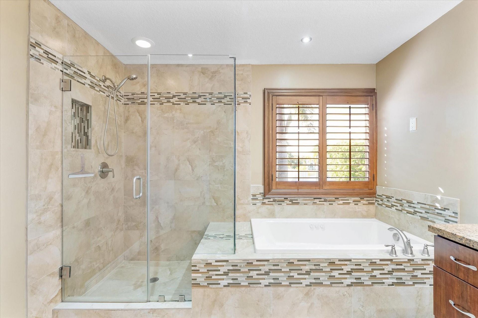 18435 NW 10th Street, Pembroke Pines, FL 33029 Photo