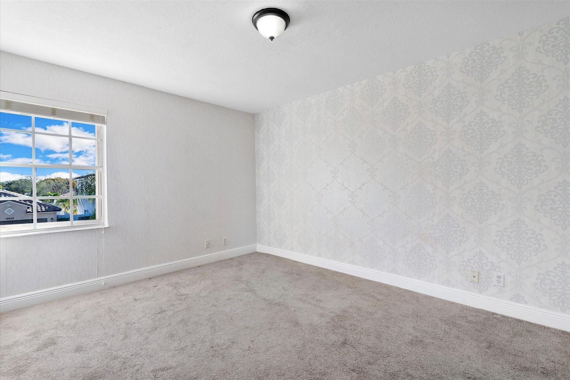 18435 NW 10th Street, Pembroke Pines, FL 33029 Photo