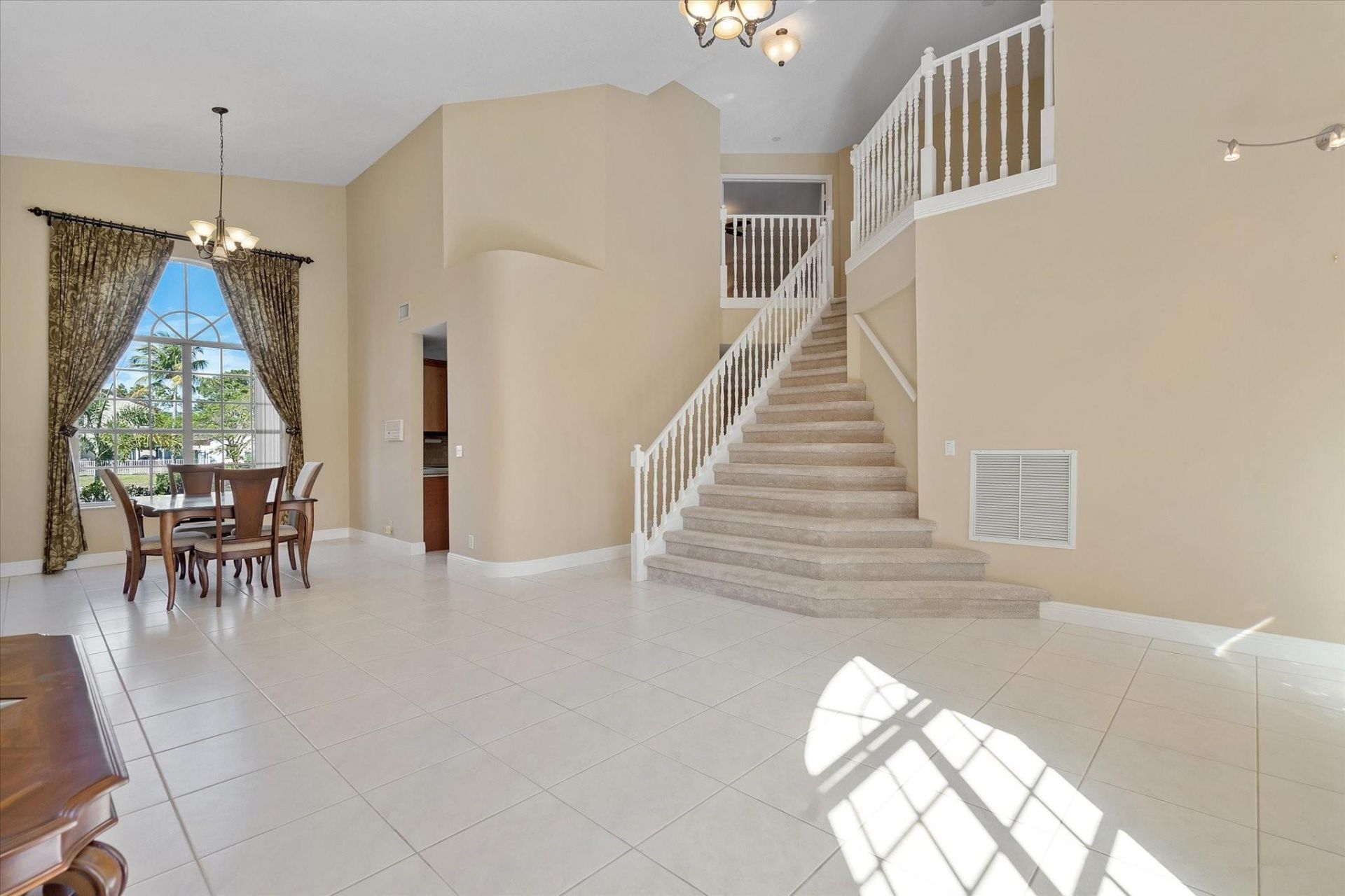 18435 NW 10th Street, Pembroke Pines, FL 33029 Photo