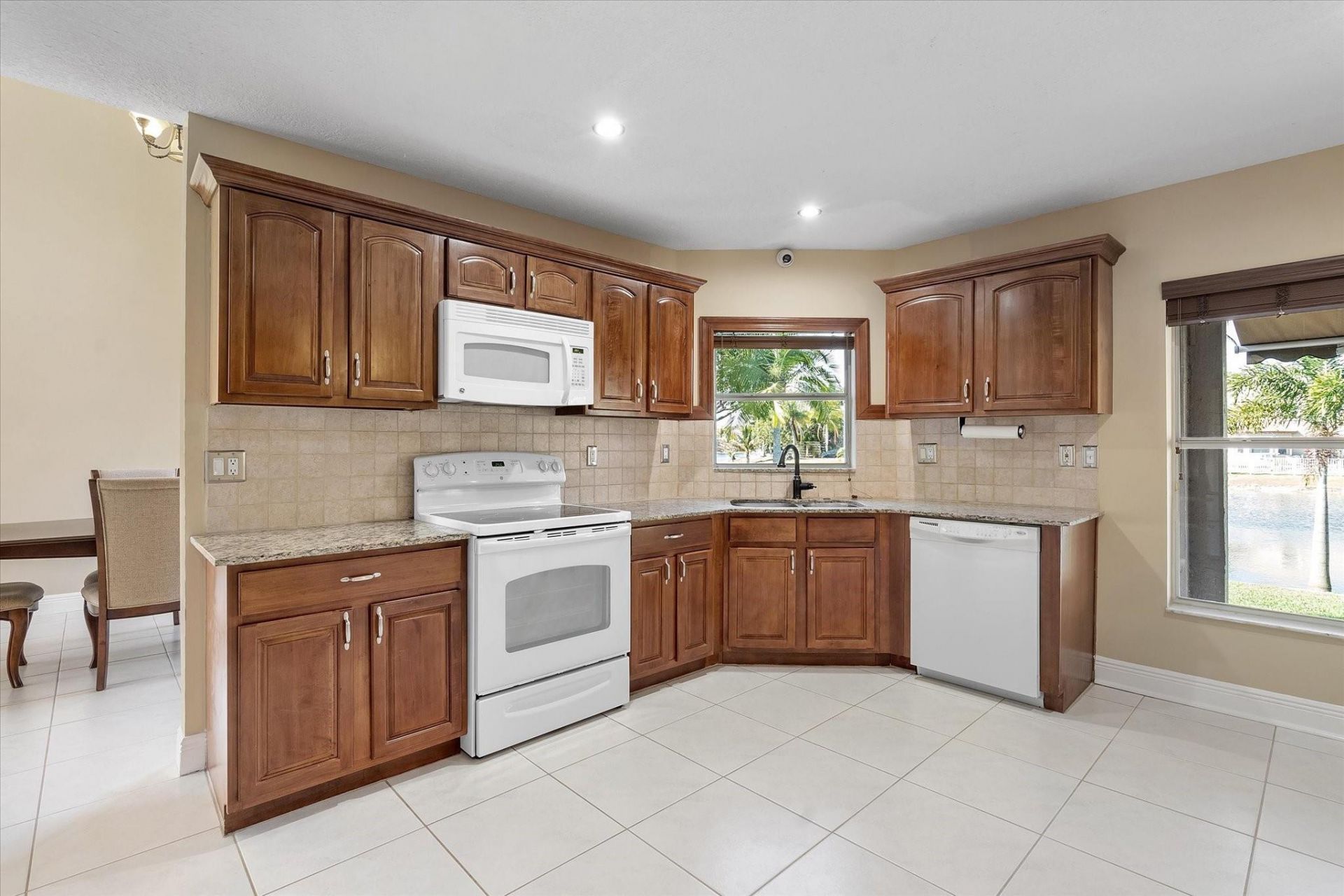 18435 NW 10th Street, Pembroke Pines, FL 33029 Photo