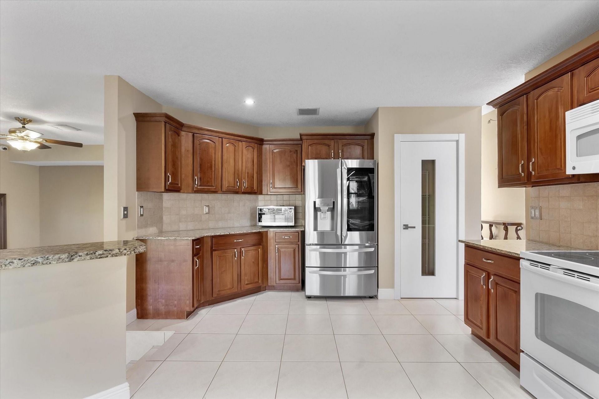 18435 NW 10th Street, Pembroke Pines, FL 33029 Photo