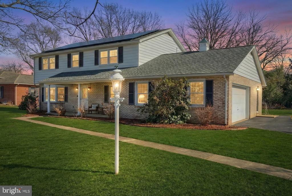 1156 DETWILER DRIVE, YORK, PA 17404