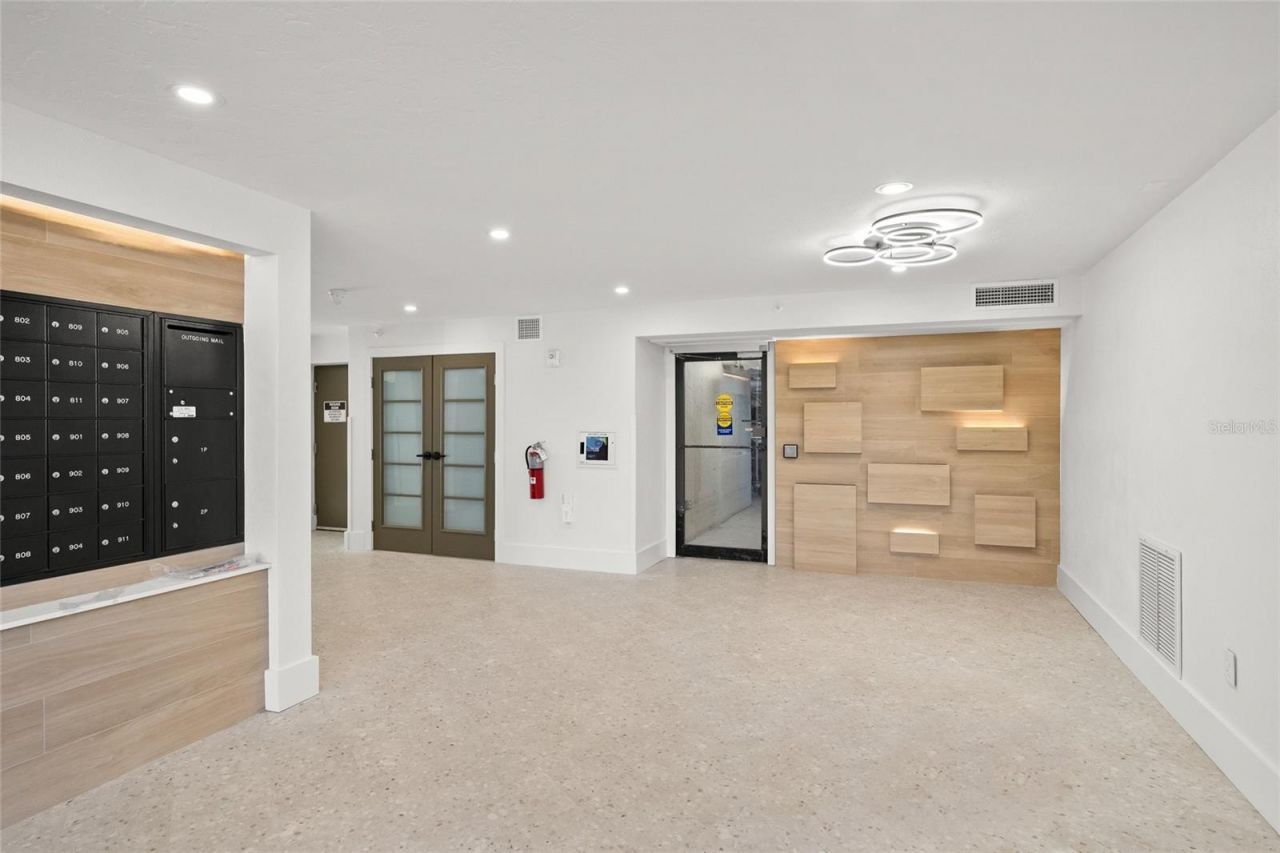 5880 Midnight Pass Road, Unit 511, Sarasota, FL 34242 Photo