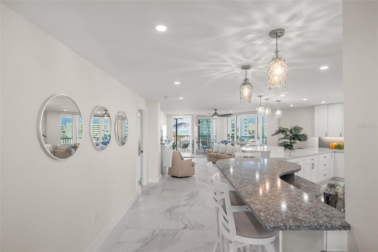 5880 Midnight Pass Road, Unit 511, Sarasota, FL 34242 Photo