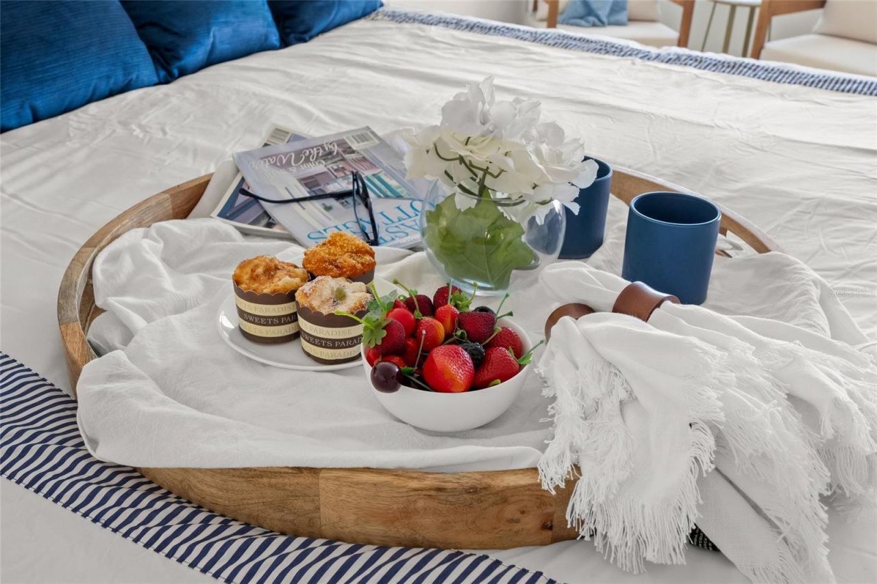 5880 Midnight Pass Road, Unit 511, Sarasota, FL 34242 Photo