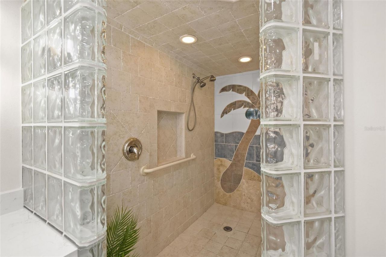 5880 Midnight Pass Road, Unit 511, Sarasota, FL 34242 Photo