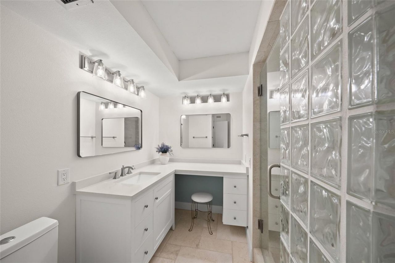 5880 Midnight Pass Road, Unit 511, Sarasota, FL 34242 Photo