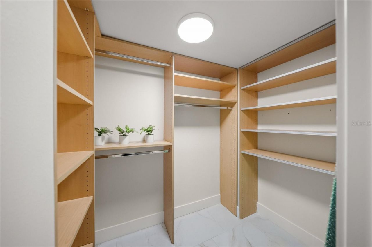 5880 Midnight Pass Road, Unit 511, Sarasota, FL 34242 Photo