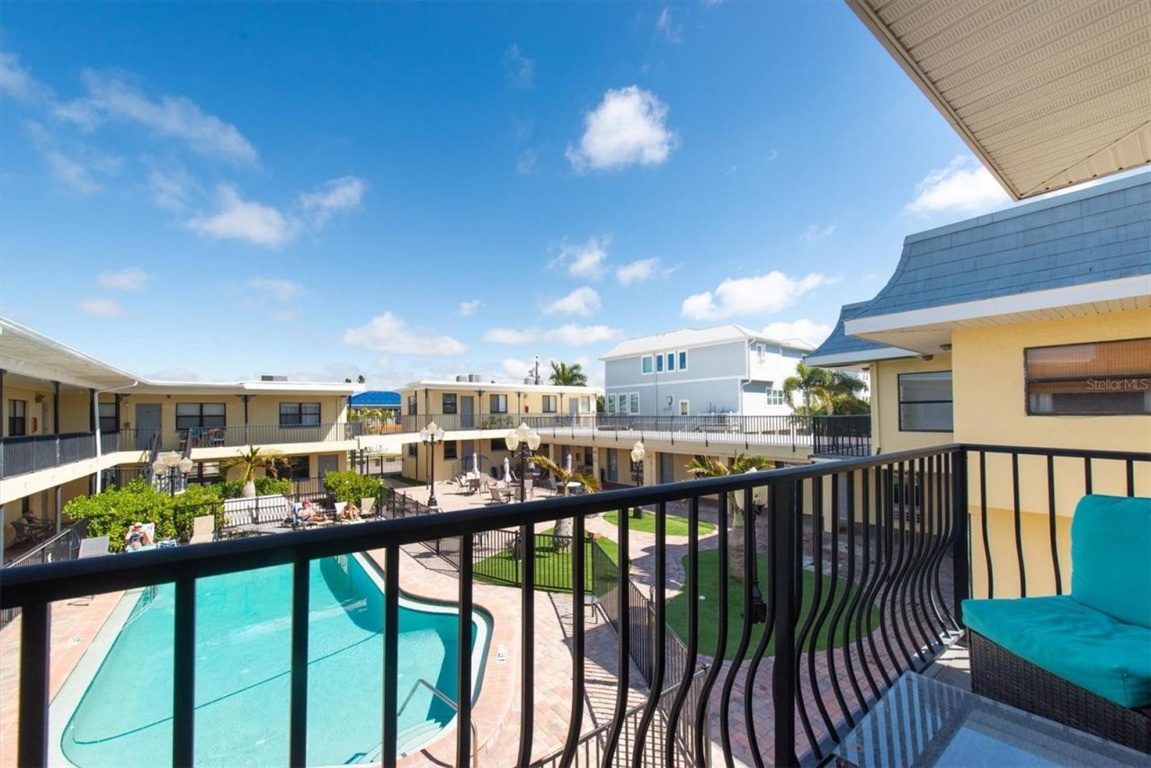 16333 Gulf Boulevard, Unit 201, Redington Beach, FL 33708 Photo