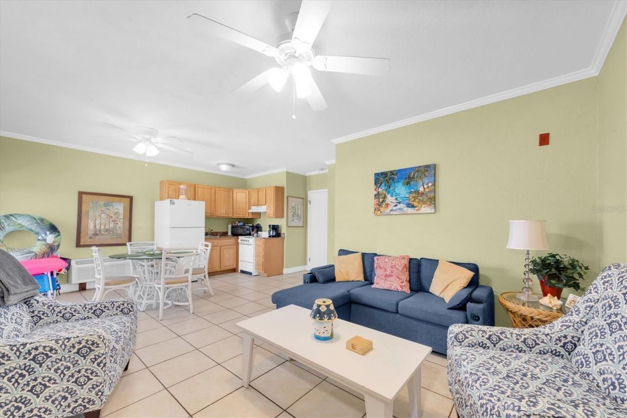 16333 Gulf Boulevard, Unit 201, Redington Beach, FL 33708 Photo