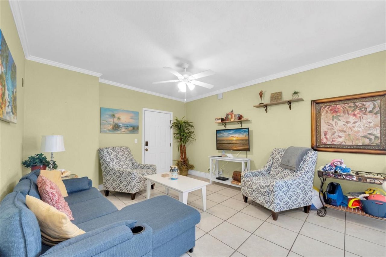 16333 Gulf Boulevard, Unit 201, Redington Beach, FL 33708 Photo