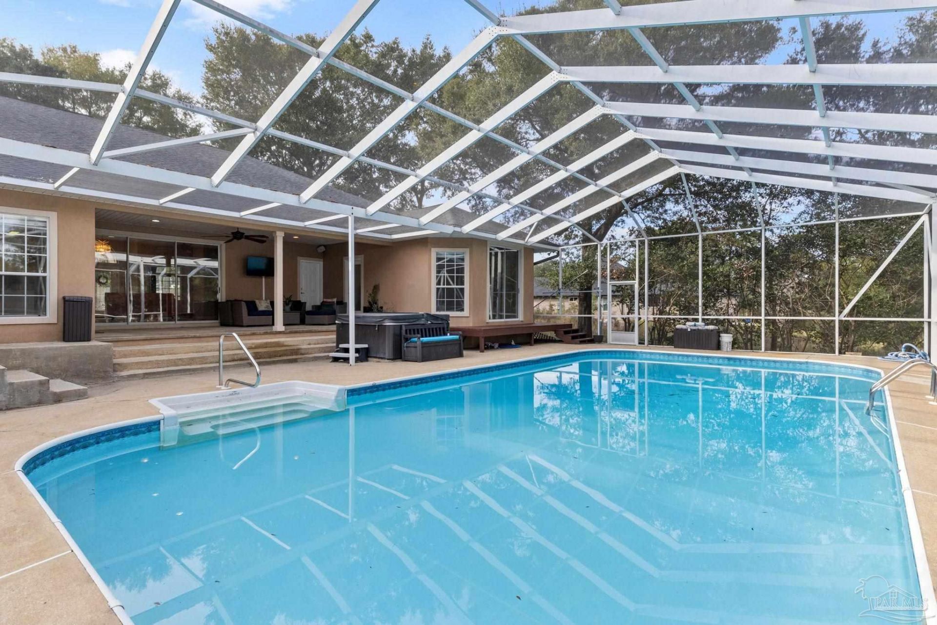 3445 Marcus Pointe Blvd, Pensacola, FL 32505 Main Photo