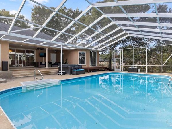 3445 Marcus Pointe Blvd, Pensacola, FL 32505