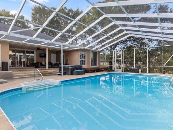 3445 Marcus Pointe Blvd, Pensacola, FL 32505