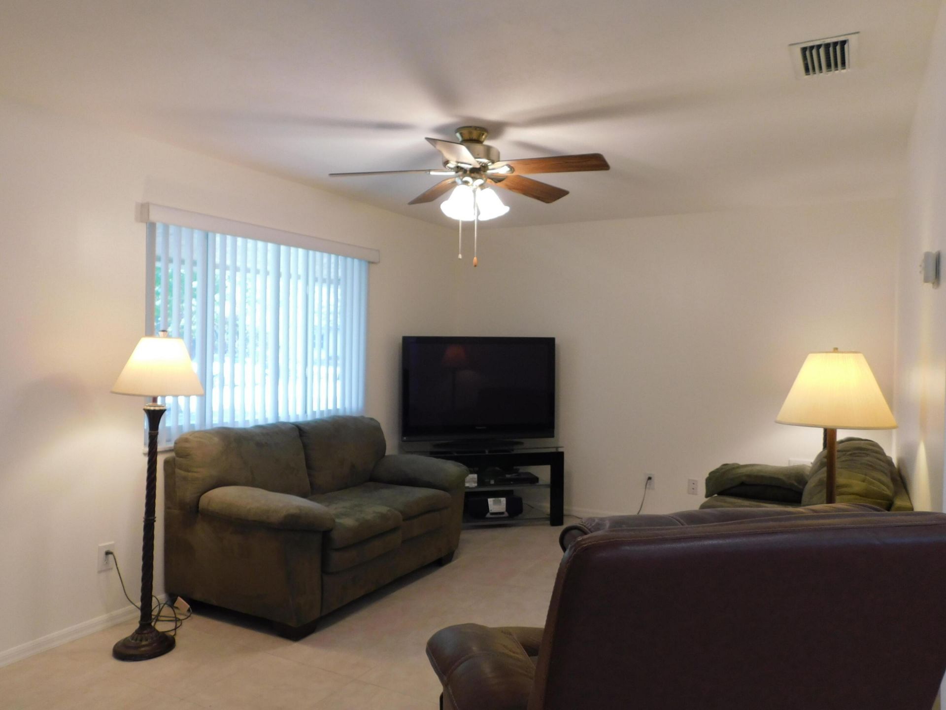 625 NE Larkspur Lane, Port Saint Lucie, FL 34983 Photo