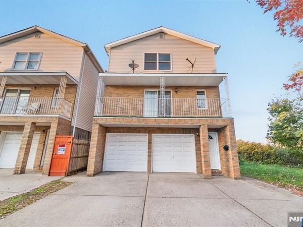 101 Oak Street 2, BAYONNE, NJ 07002