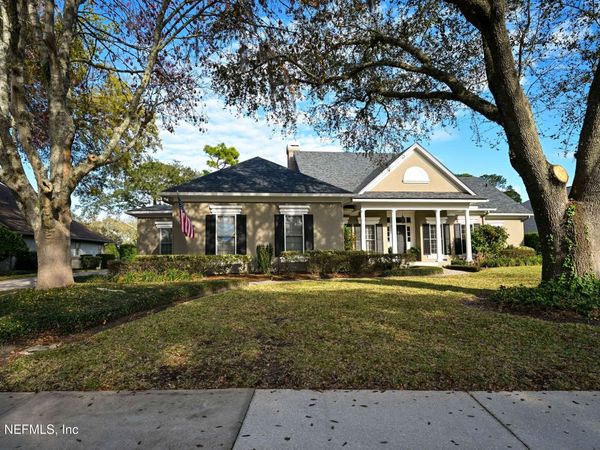 3767 VICKERS LAKE Drive, Jacksonville, FL 32224