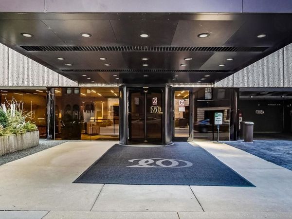 200 E Delaware Place , Unit 32B, Chicago, IL 60611