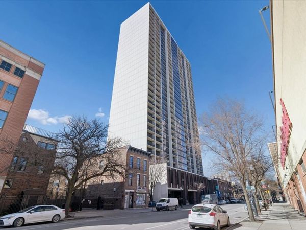 1636 N Wells Street, Unit 606, Chicago, IL 60614