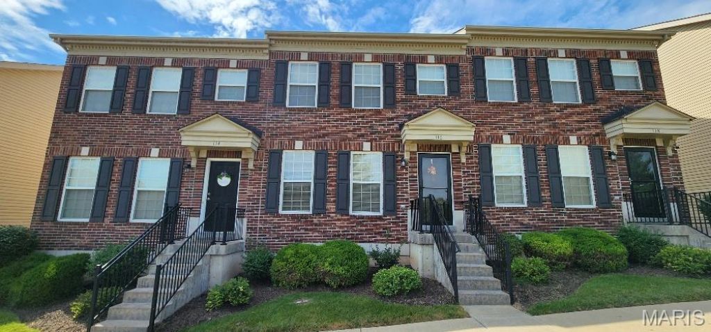 116 Willott Square Drive , Saint Peters, MO 63376 Main Photo