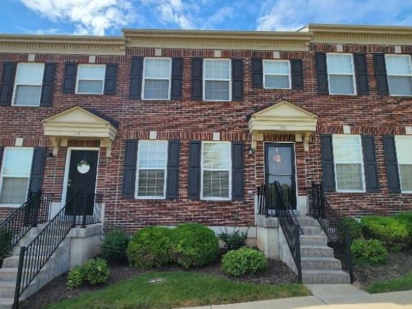 116 Willott Square Drive , St Peters, MO 63376